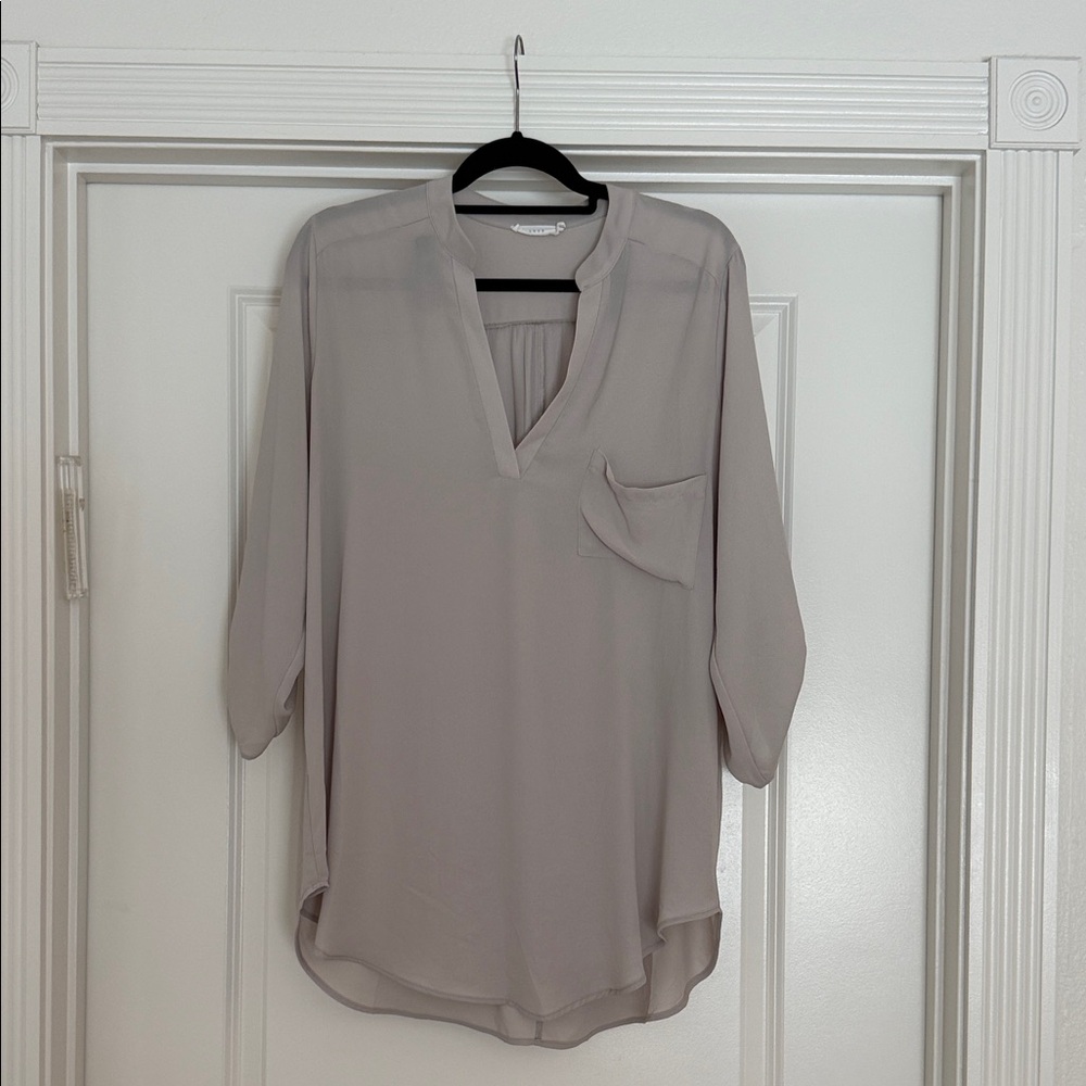 Lush Soft V-Neck Pocket Tunic in Light Taupe